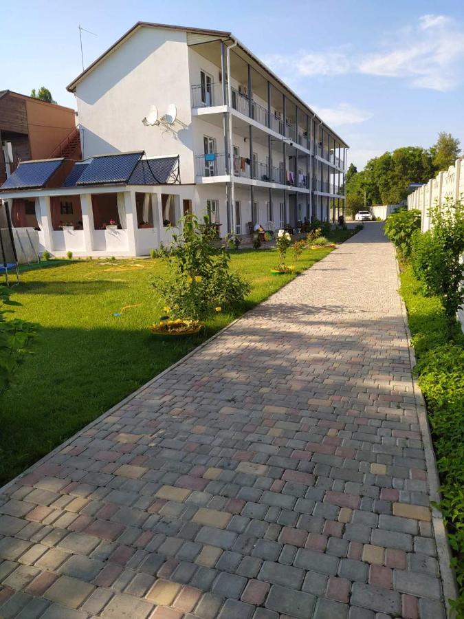 Hotel Balcony Zaliznyi Port Esterno foto