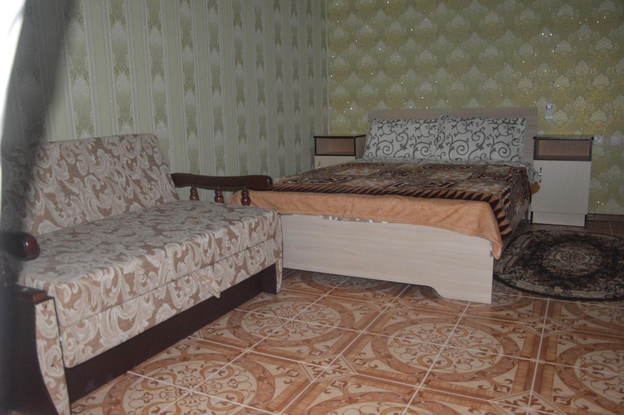 Hotel Balcony Zaliznyi Port Esterno foto